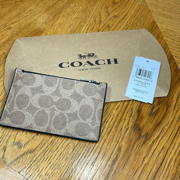 NWT COACH ZIP CARD CASE - Picture 10 of 10